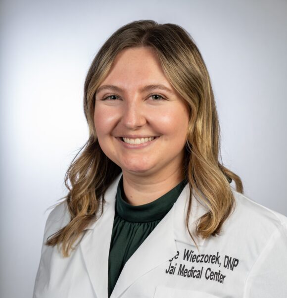 Paige Wieczorek, DNP